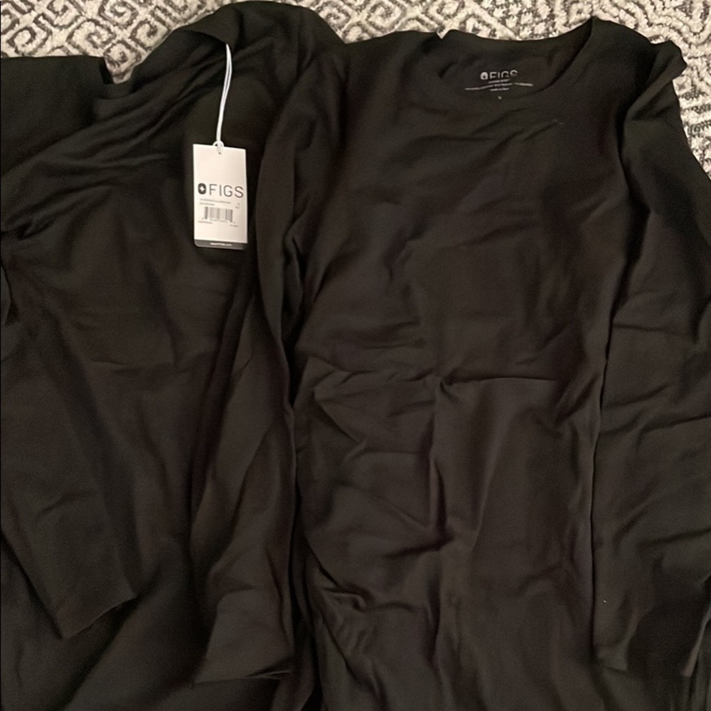 Figs maternity top bundle